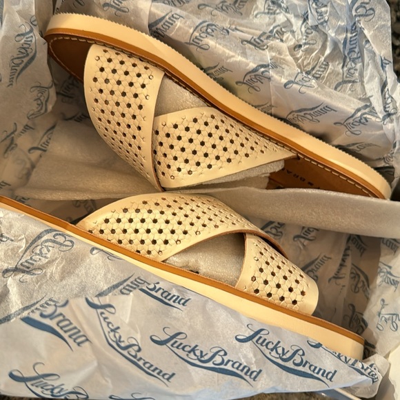 Lucky Brand Dadeen nigiri woven embossed slide NIB 9.5 - Picture 8 of 8